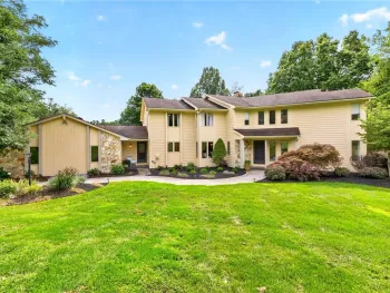 Property at 11 Pondview Drive, Perinton, NY 14534