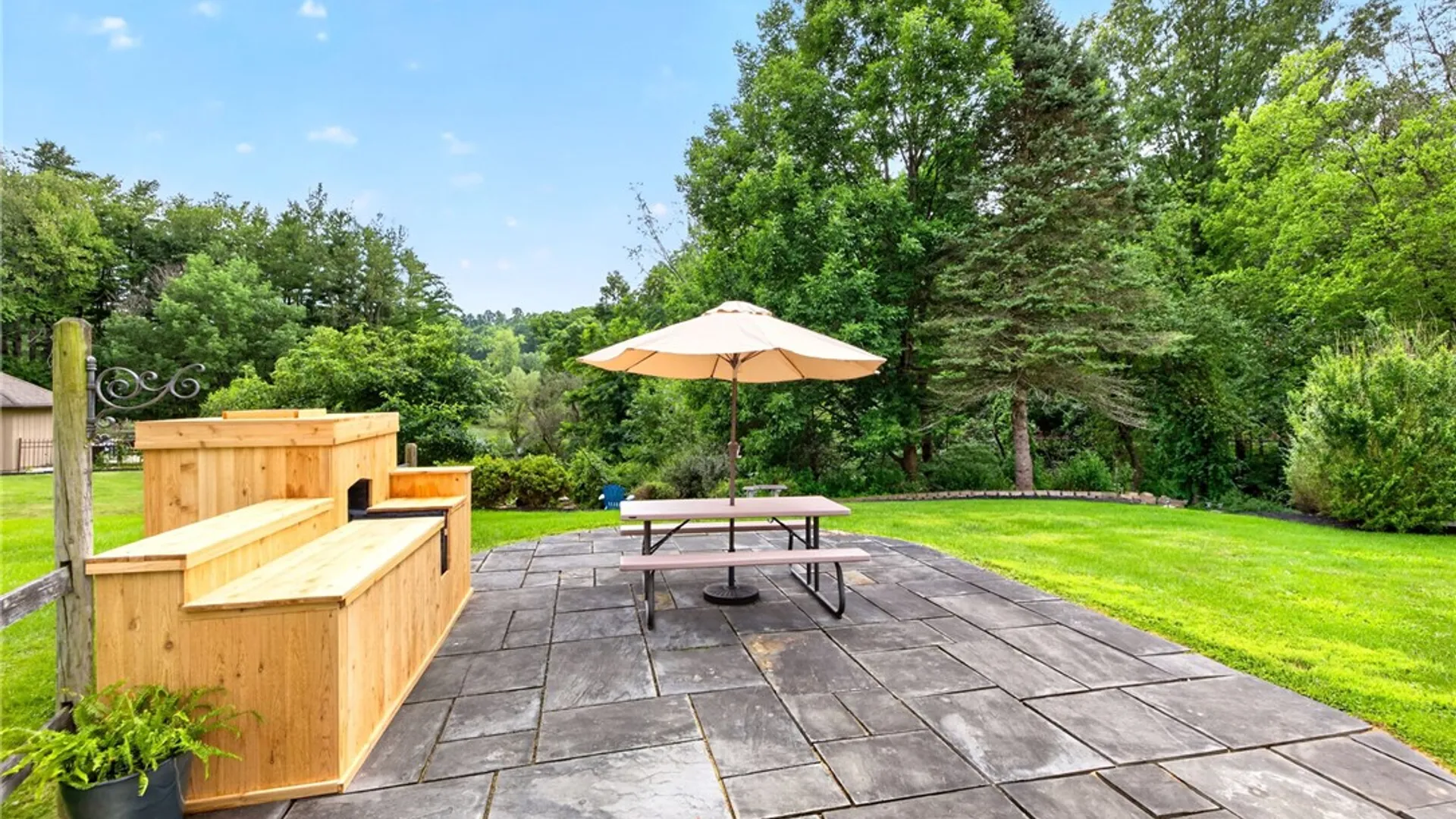Property at 11 Pondview Drive, Perinton, NY 14534 41