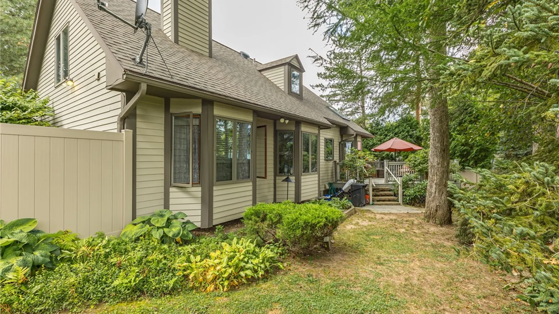 Property at 46 Putting Green Lane, Penfield, NY 14526 29
