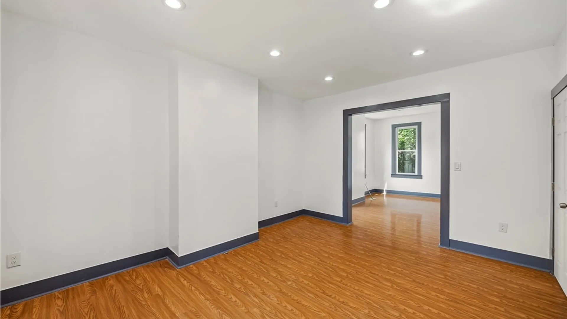Property at 324 Carlton Street, Buffalo, NY 14204 26