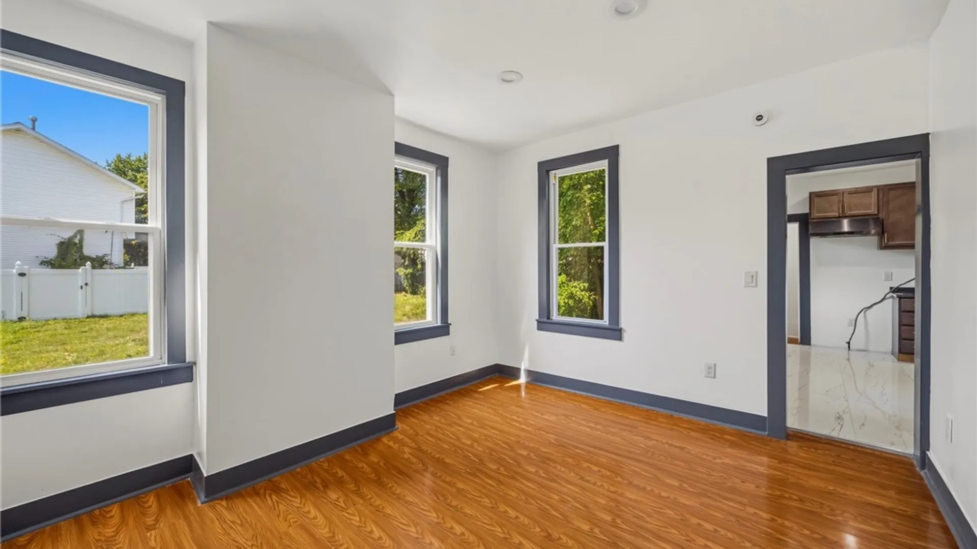 Property at 324 Carlton Street, Buffalo, NY 14204 29