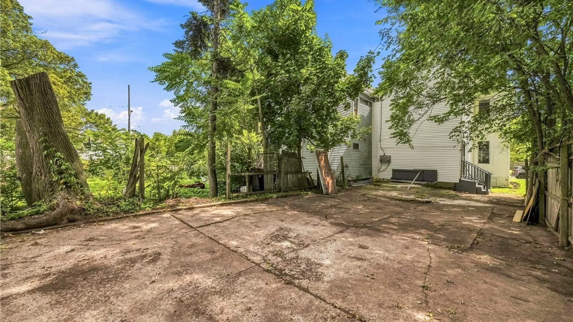Property at 324 Carlton Street, Buffalo, NY 14204 49