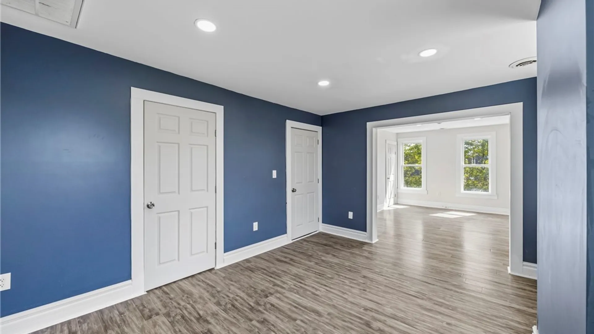 Property at 324 Carlton Street, Buffalo, NY 14204 11