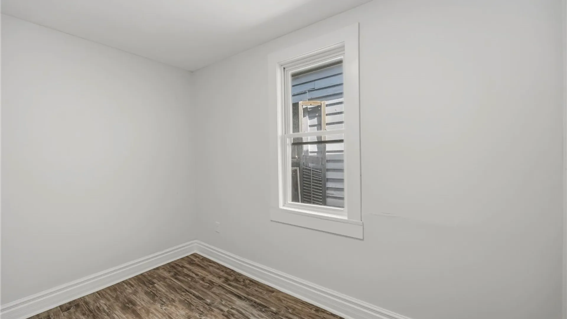 Property at 324 Carlton Street, Buffalo, NY 14204 14