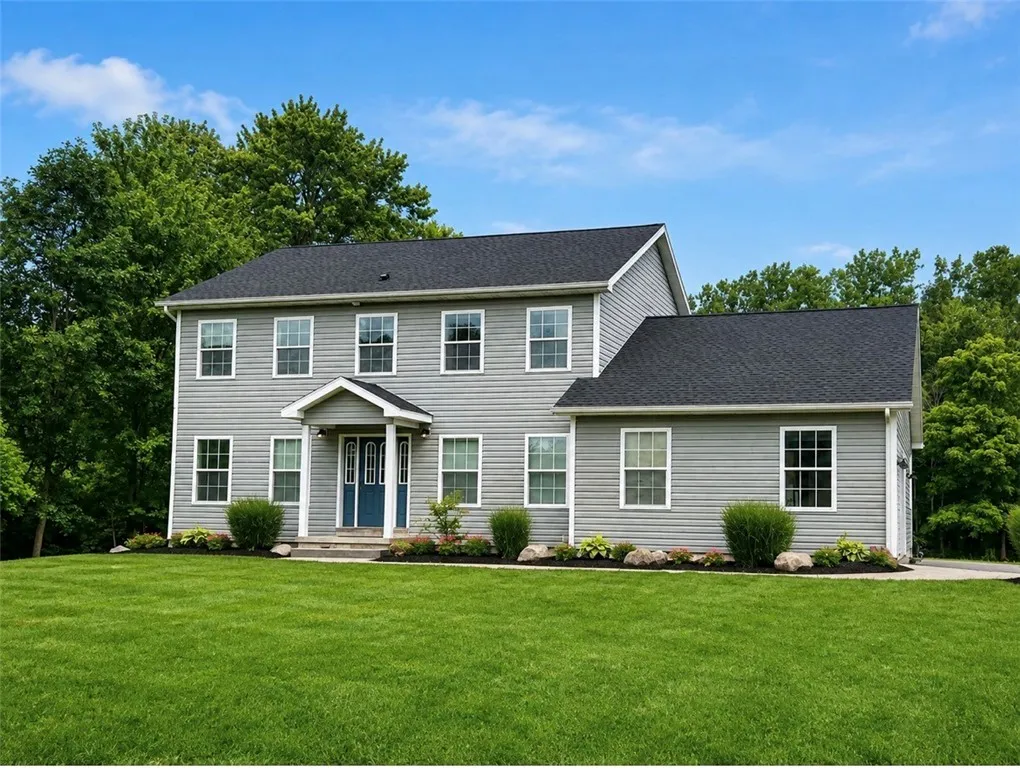 Property at 15 Shady Oaks, Ogden, NY 14559