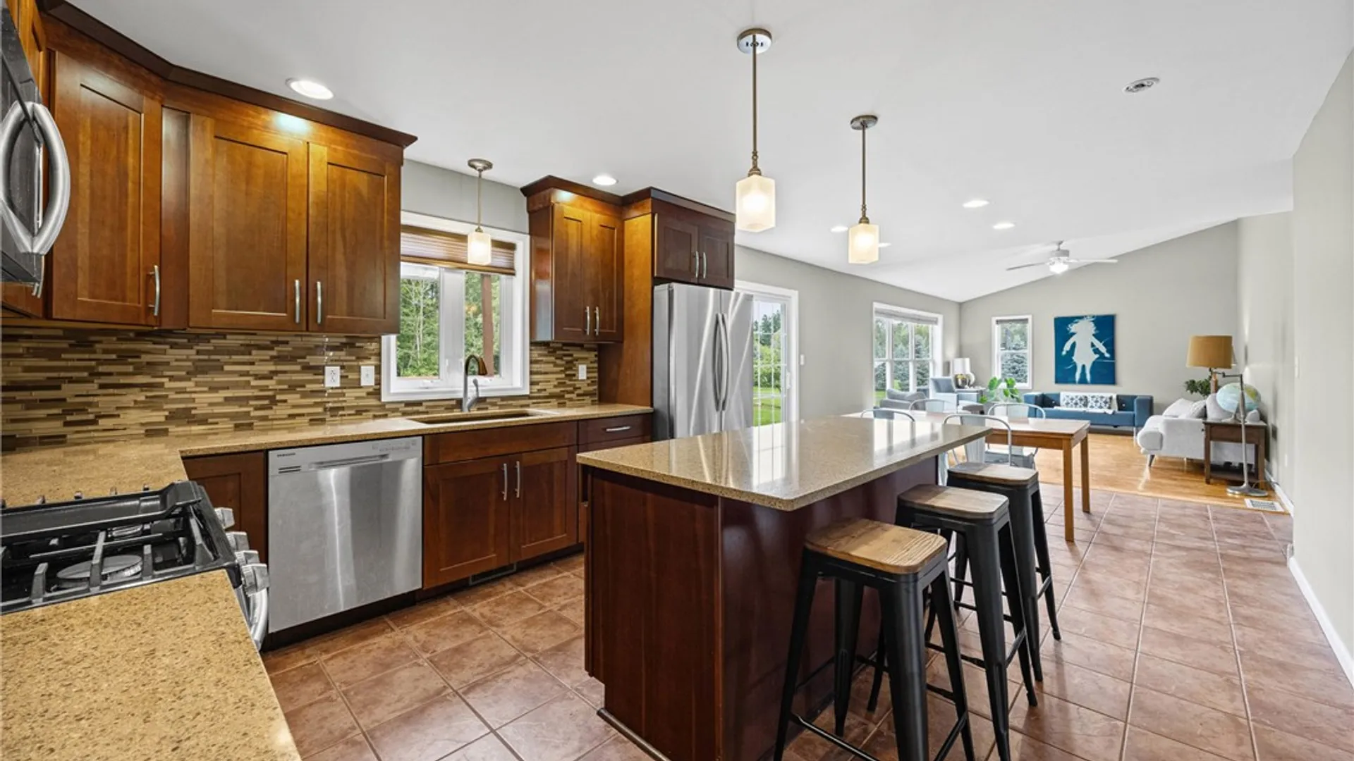 Property at 15 Shady Oaks, Ogden, NY 14559 6