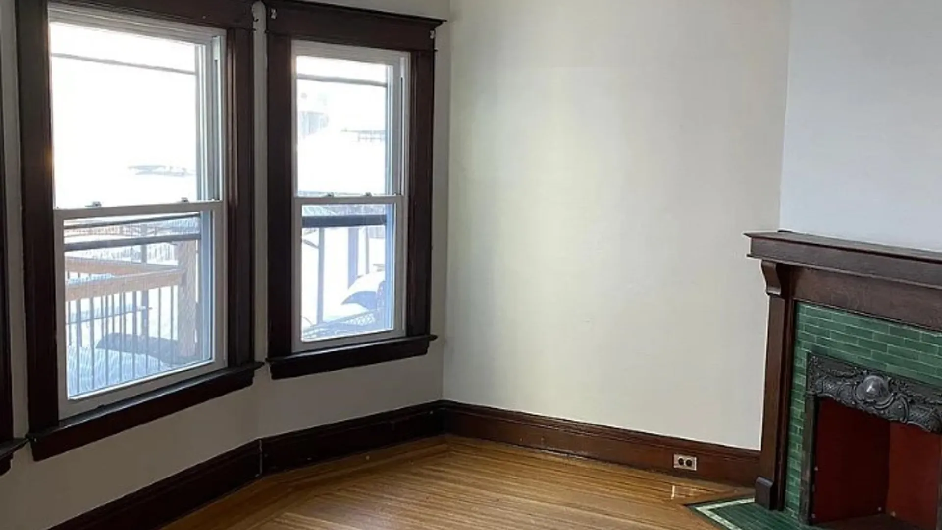 Property at 455 Crescent Avenue, Buffalo, NY 14214 8