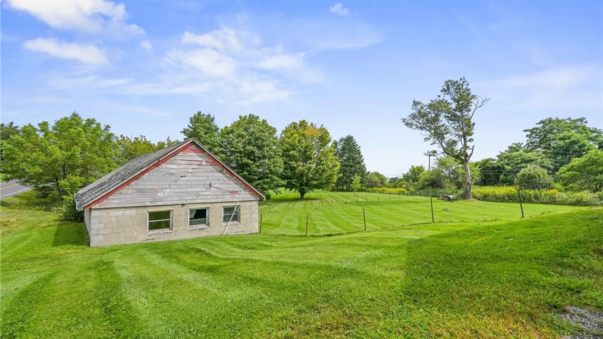 Property at 2684 Henneberry Road, Pompey, NY 13138 3