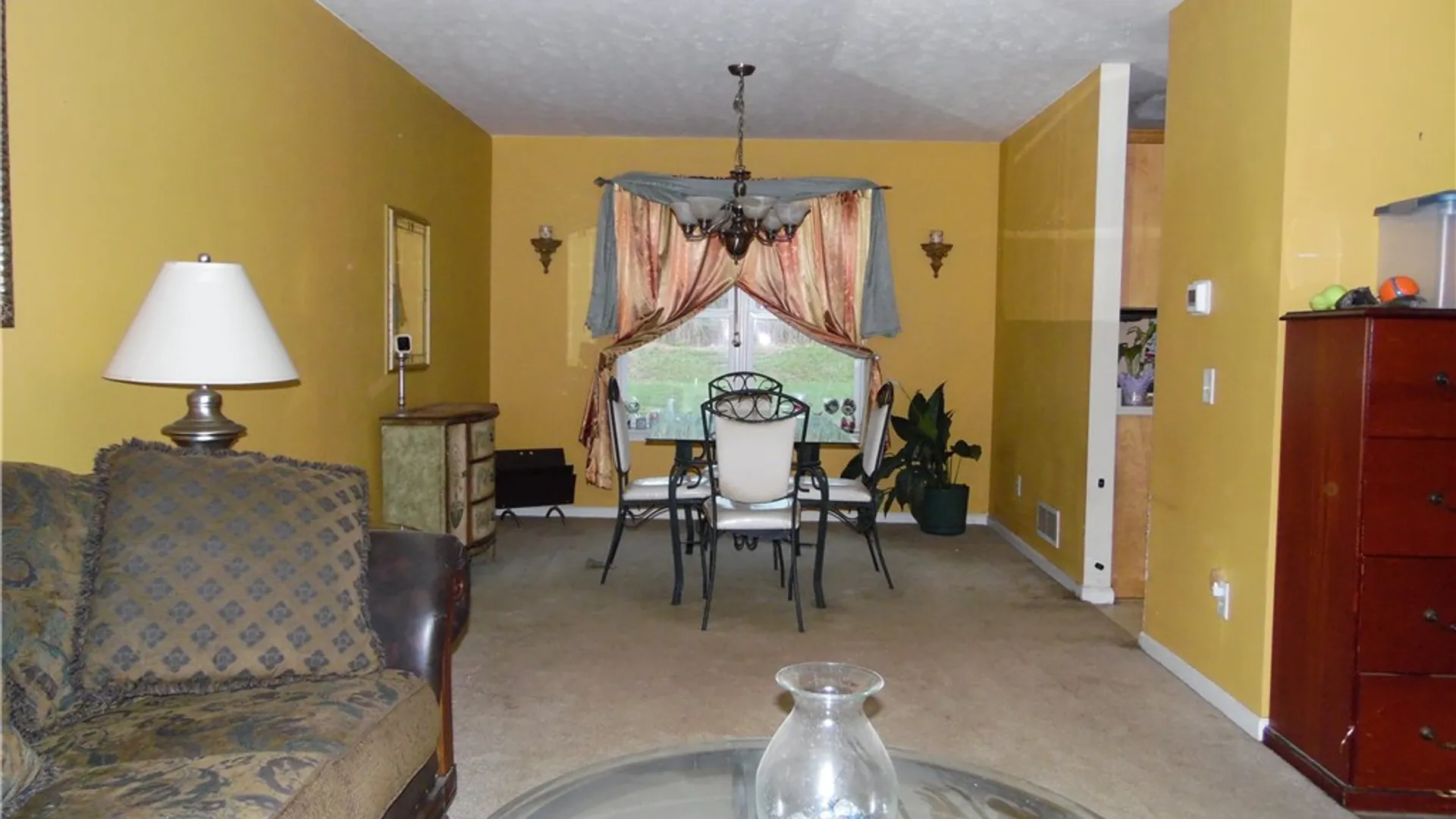 Property at 16 Morin Circle, Henrietta, NY 14586 6