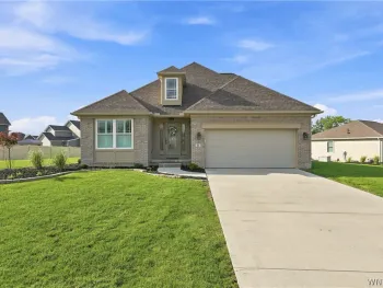 Property at 8 Samantha Court, West Seneca, NY 14224