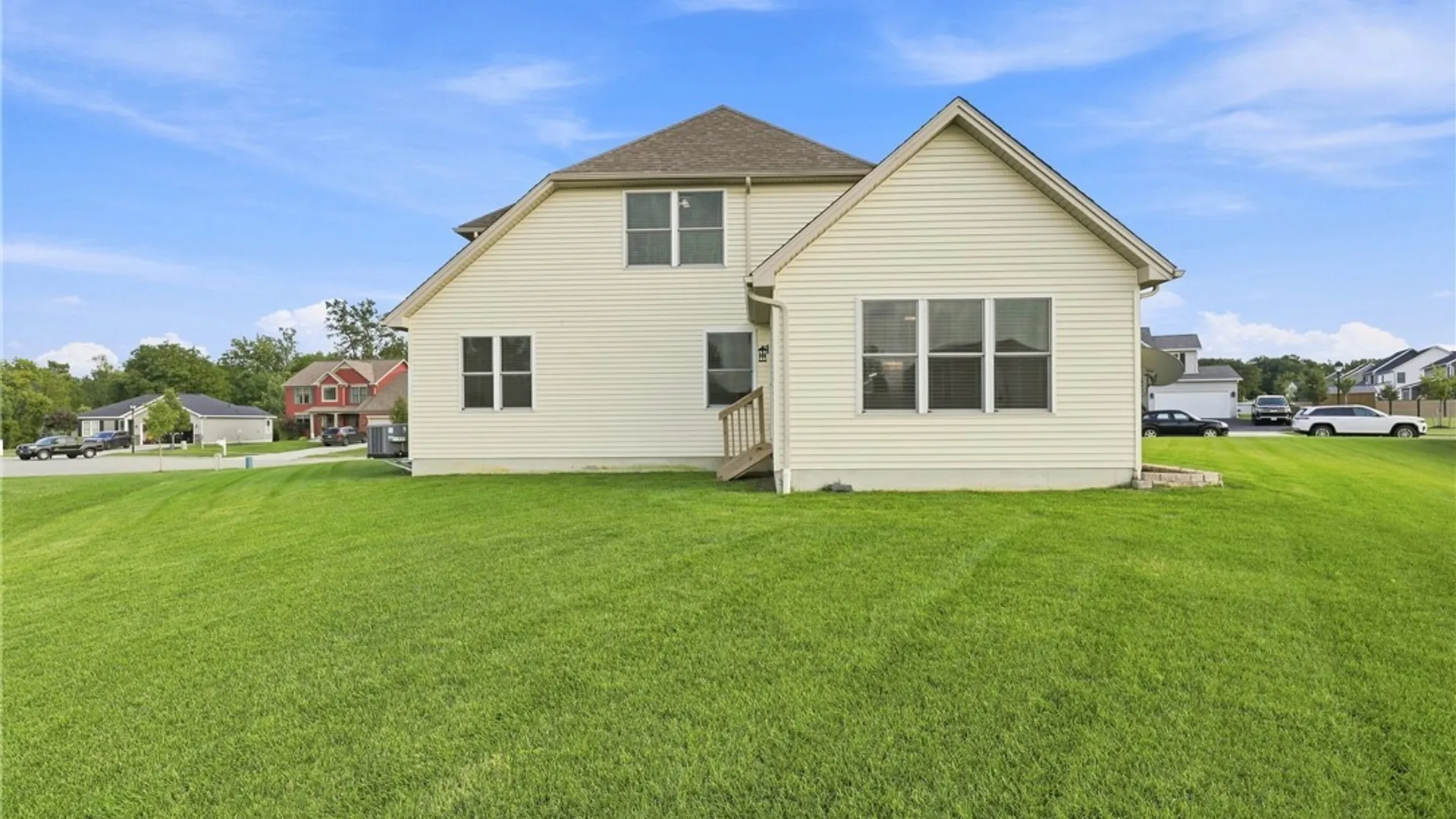 Property at 8 Samantha Court, West Seneca, NY 14224 38