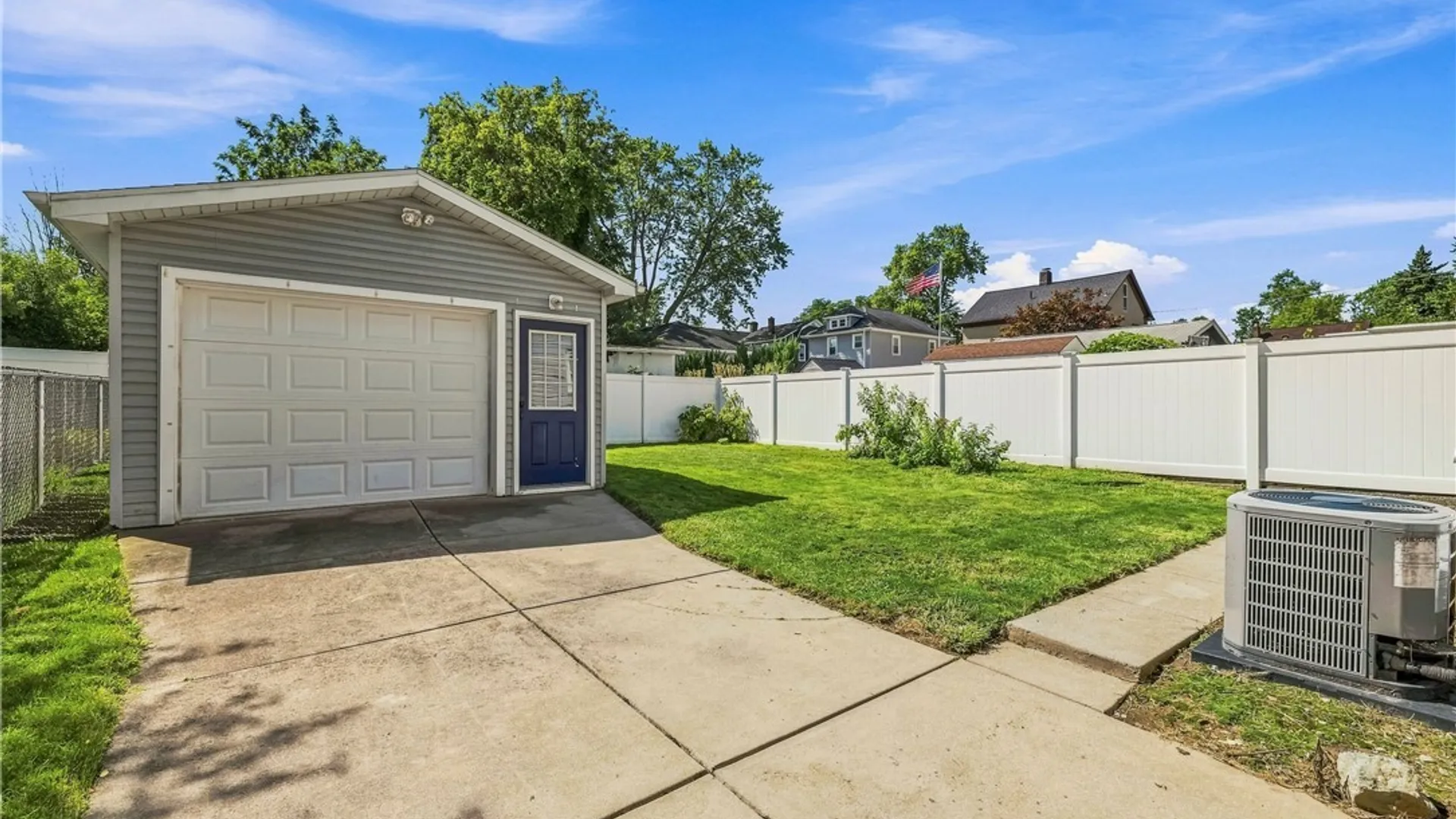 Property at 1217 Maple Avenue, Niagara Falls, NY 14305 29
