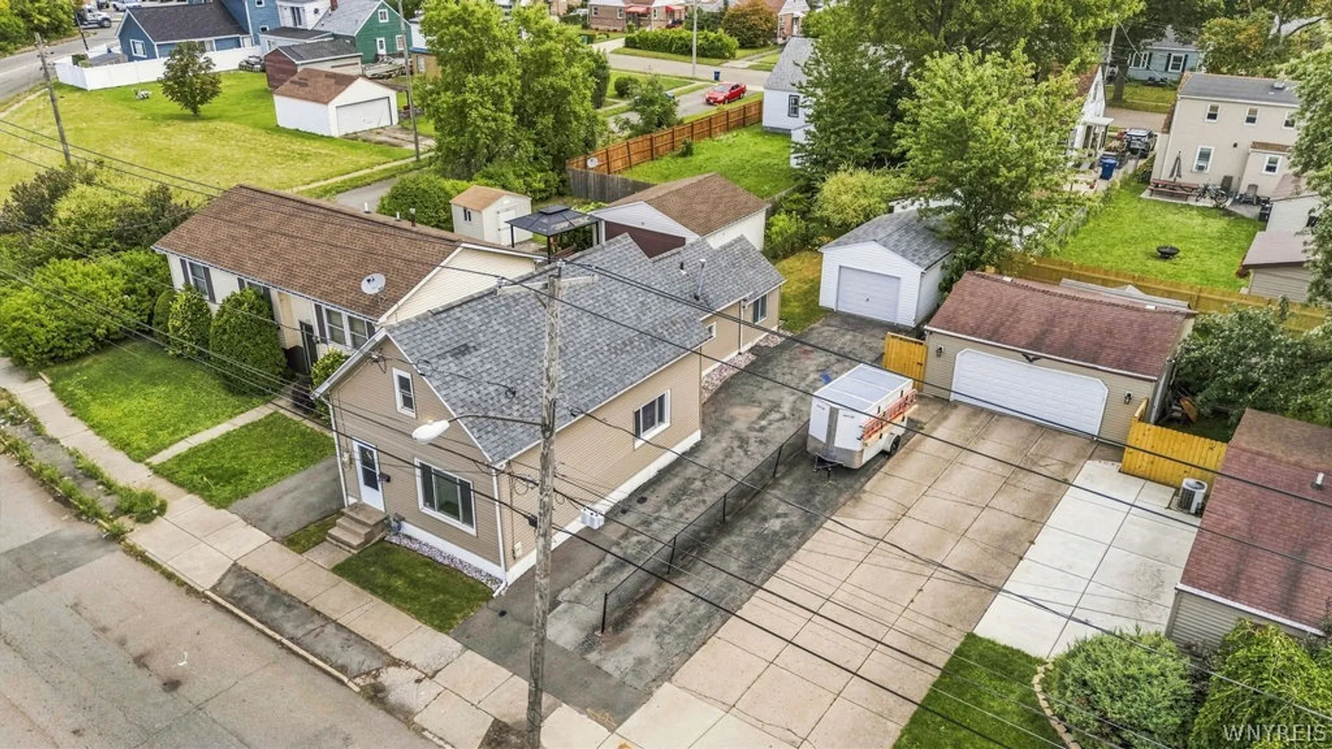 Property at 711 S Ogden Street, Buffalo, NY 14206 3