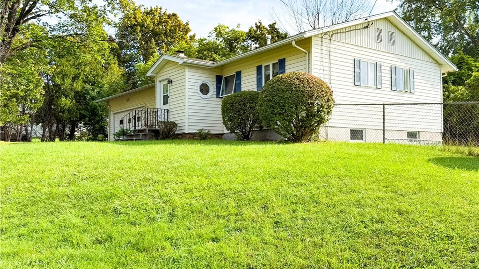 Property at 43 Hollywood Drive, Whitestown, NY 13492 3