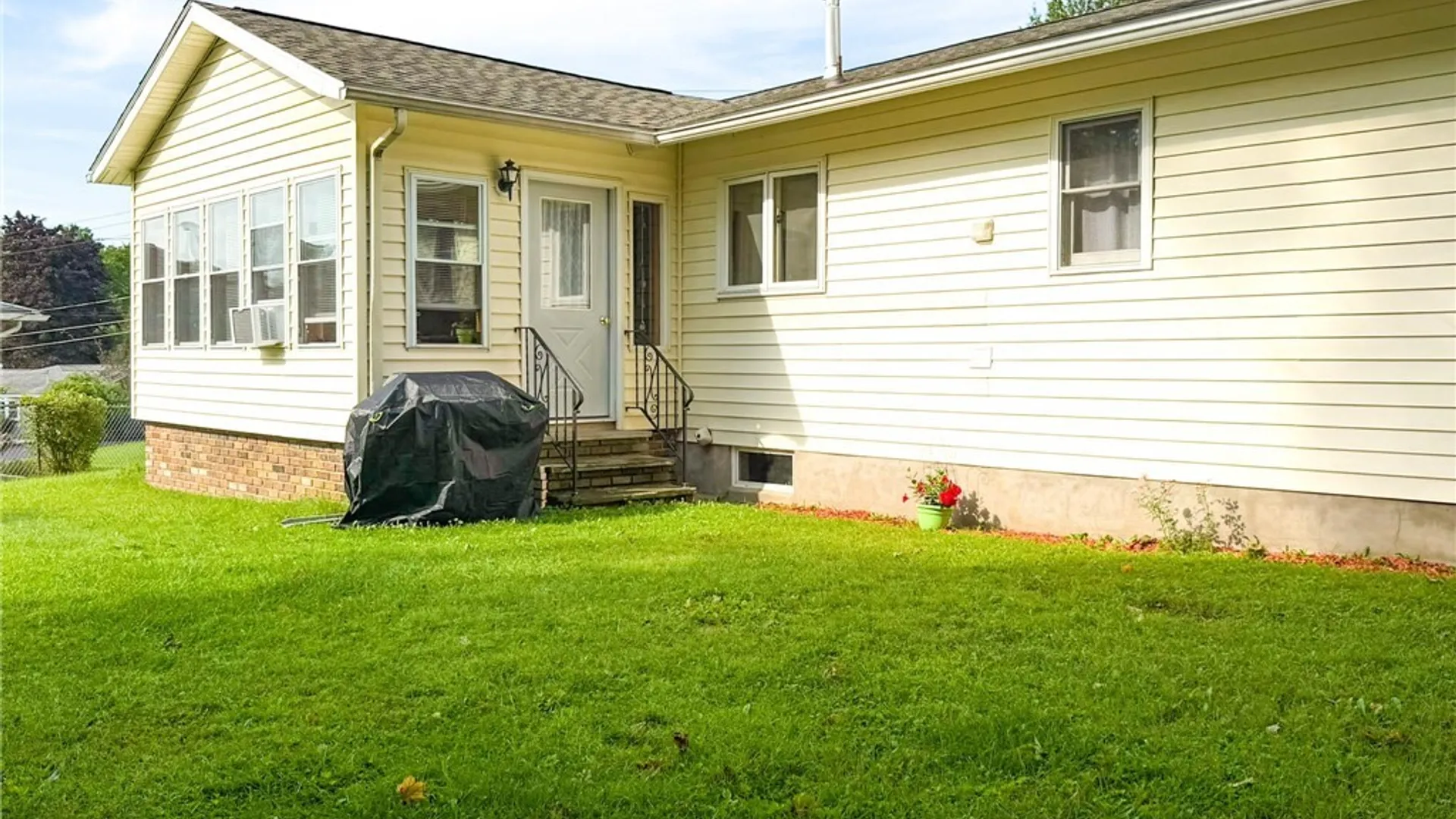 Property at 43 Hollywood Drive, Whitestown, NY 13492 39
