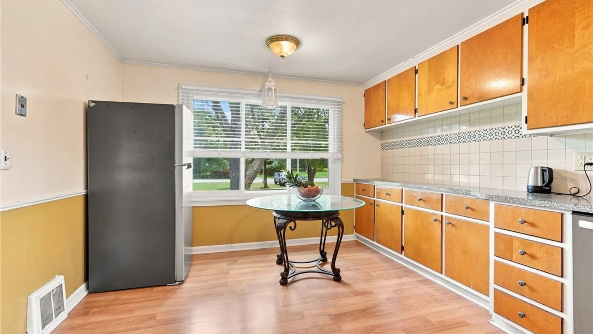 Property at 100 Brompton Road, Amherst, NY 14221 13