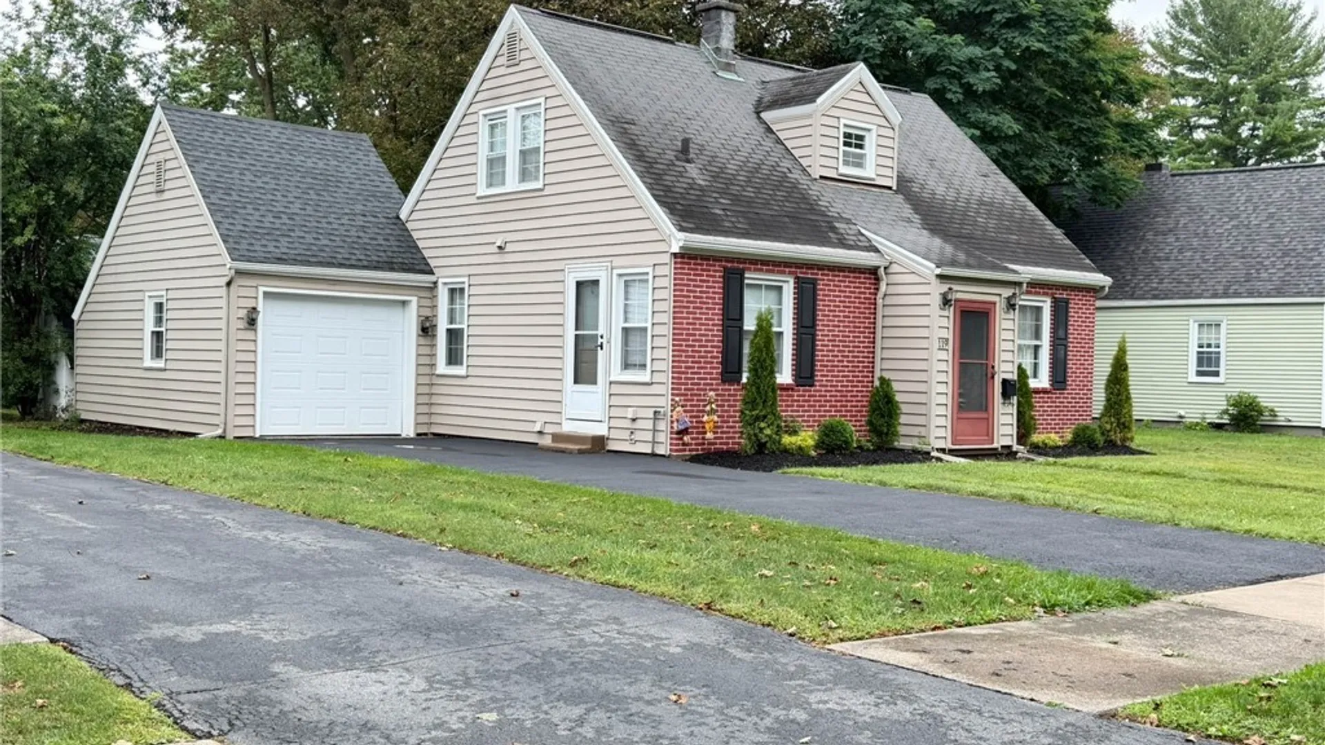 Property at 119 Kensington Drive, Utica, NY 13501 35