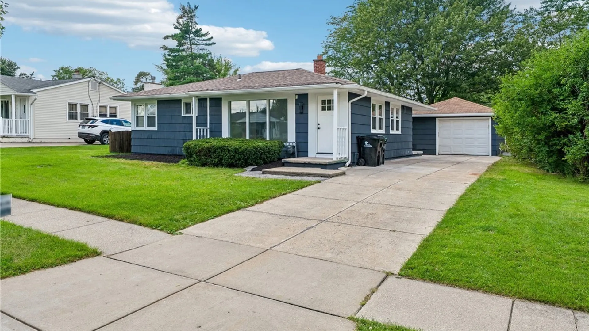Property at 132 Glenhurst Road, Tonawanda, NY 14150 4