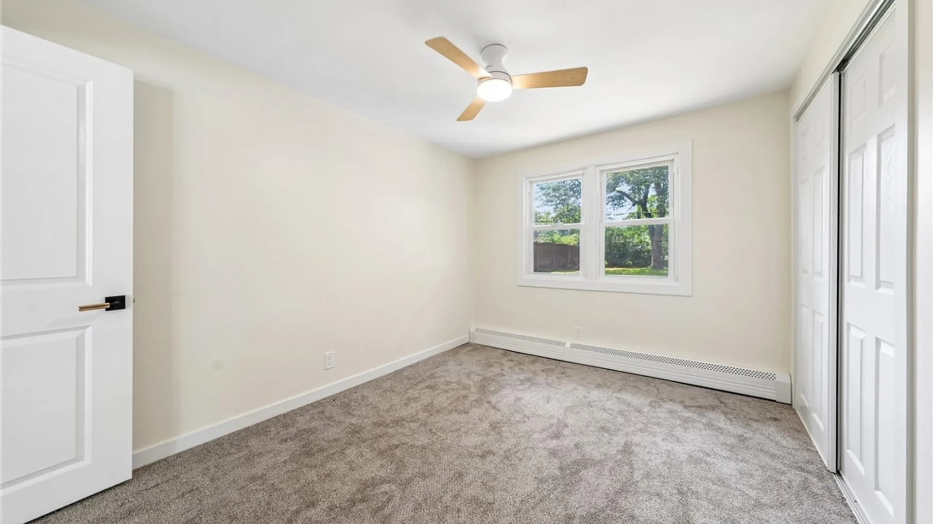 Property at 132 Glenhurst Road, Tonawanda, NY 14150 42