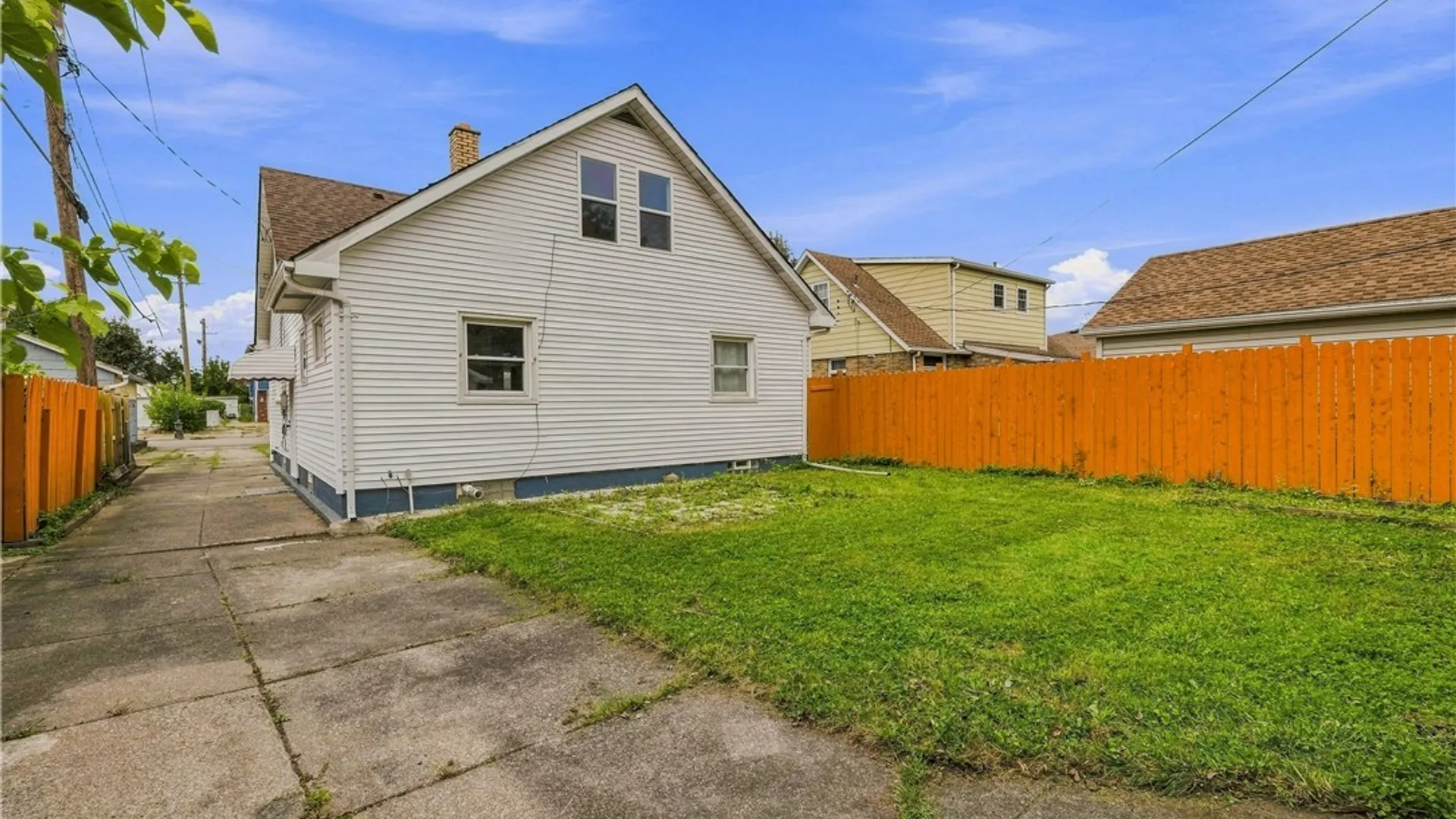 Property at 99 W Grand Boulevard, Cheektowaga, NY 14225 35