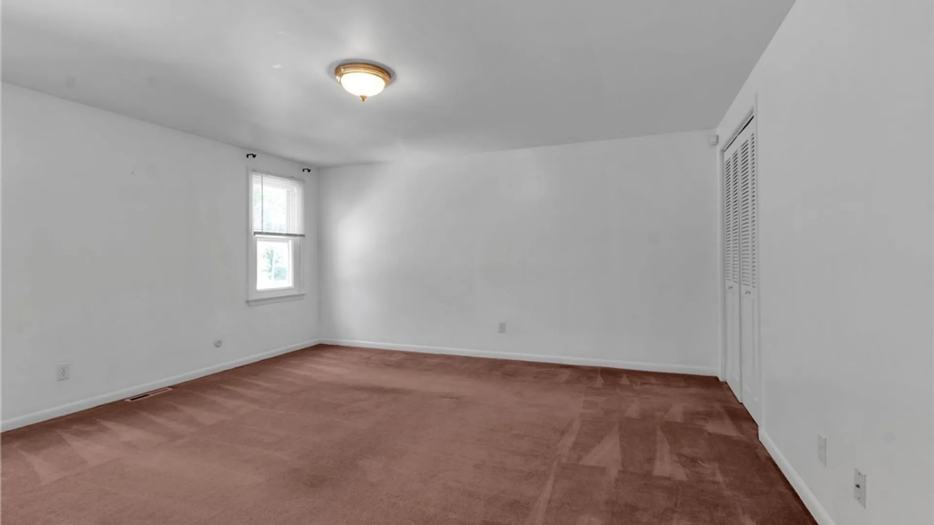 Property at 129 Sundridge Drive, Amherst, NY 14228 23