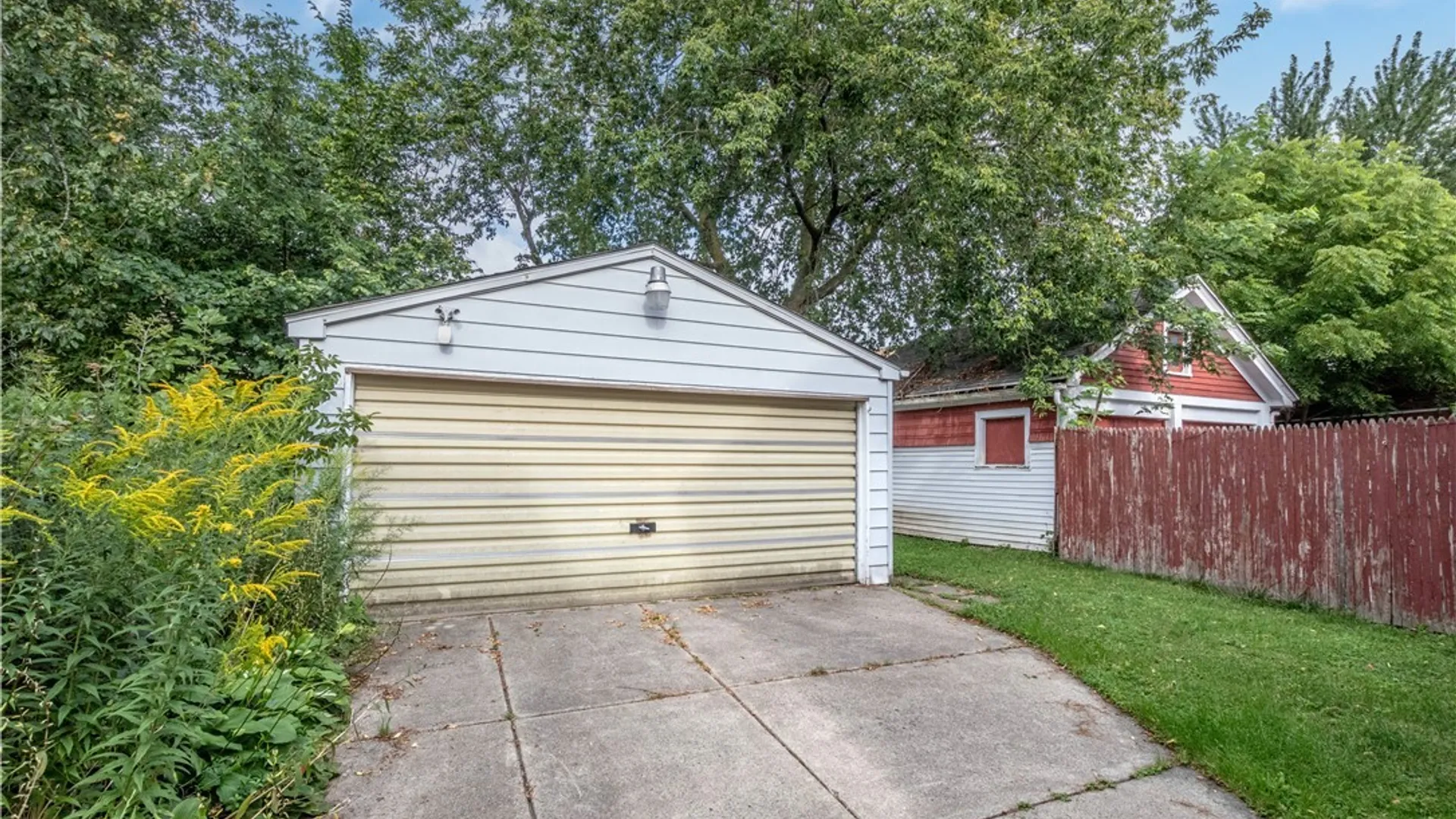 Property at 74 Hazelwood Avenue, Buffalo, NY 14215 5