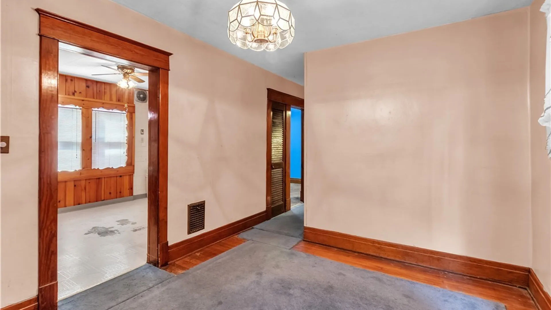 Property at 74 Hazelwood Avenue, Buffalo, NY 14215 11