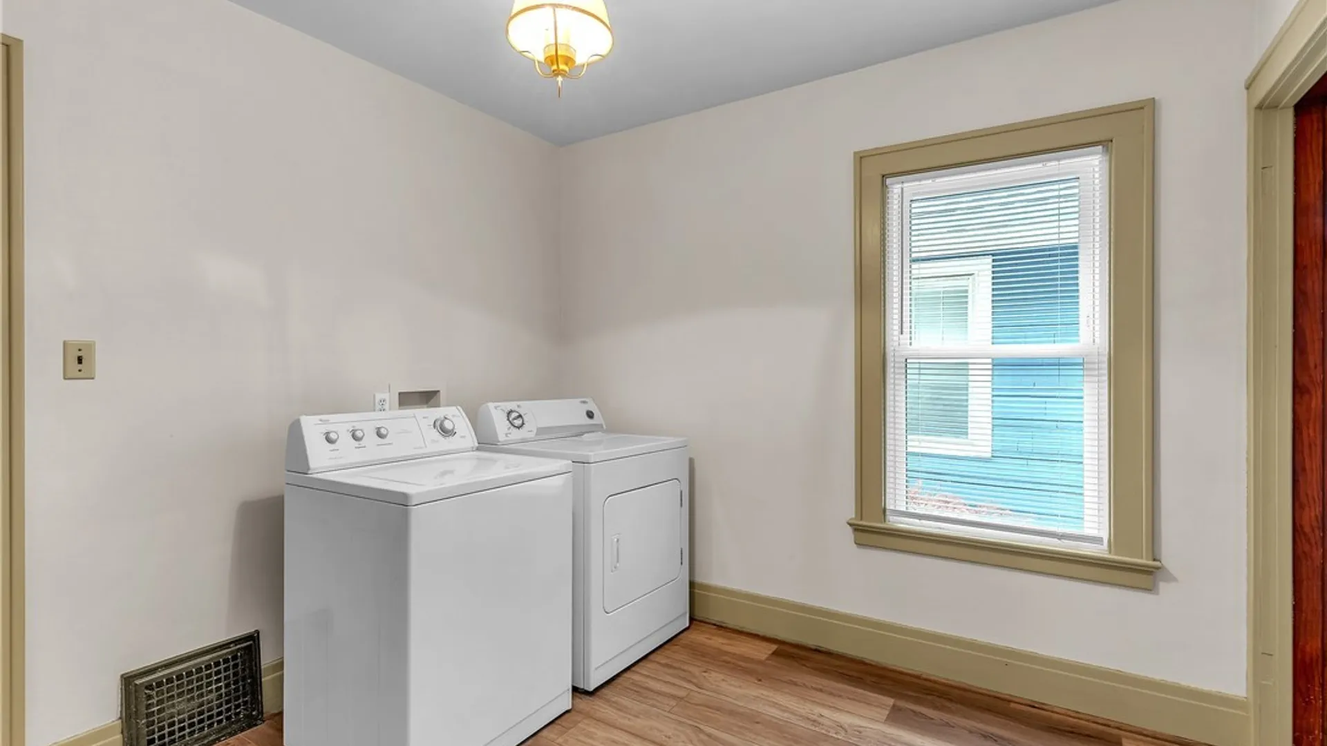 Property at 2462 Willow Avenue, Niagara Falls, NY 14305 25
