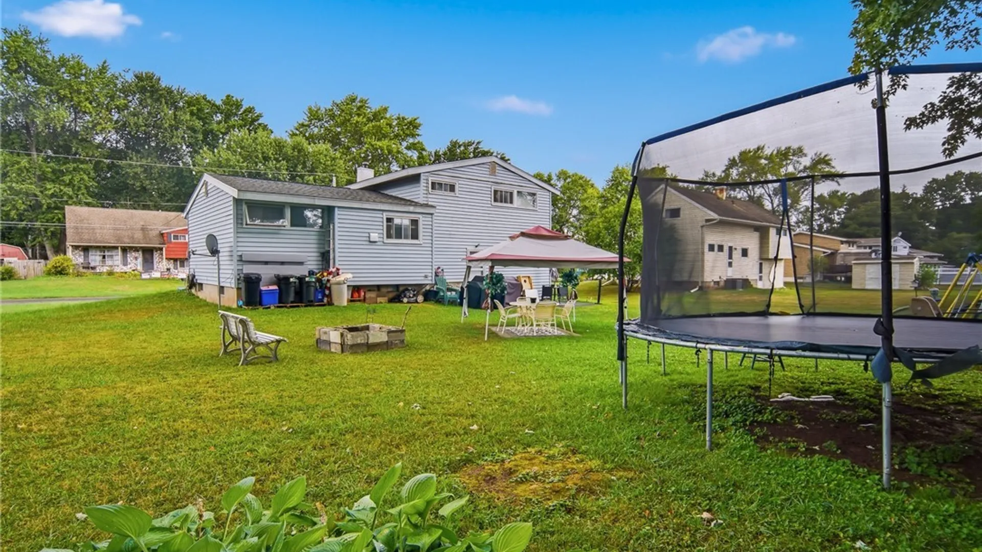 Property at 16 Huckleberry Lane, Clay, NY 13090 3
