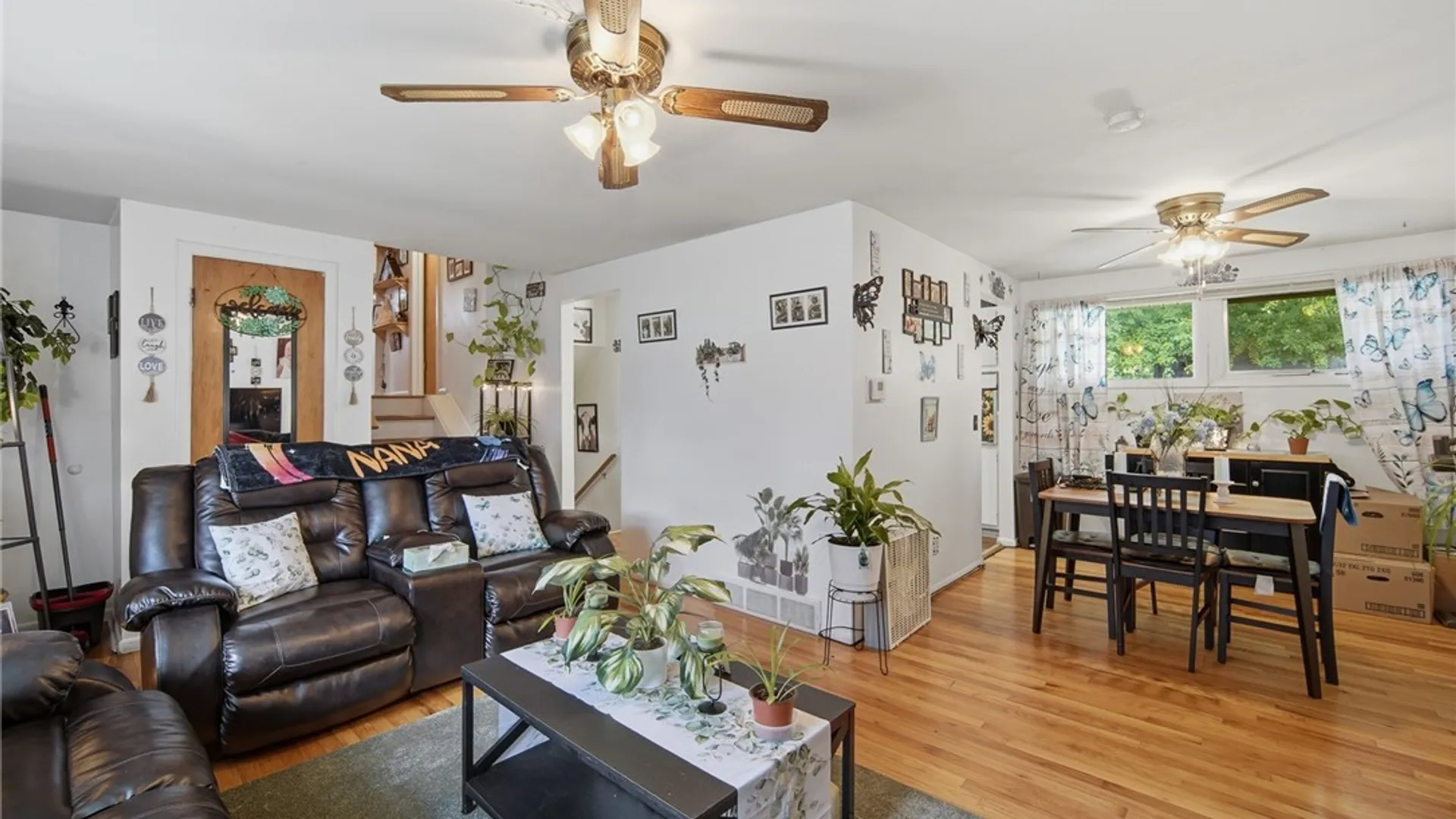 Property at 16 Huckleberry Lane, Clay, NY 13090 8