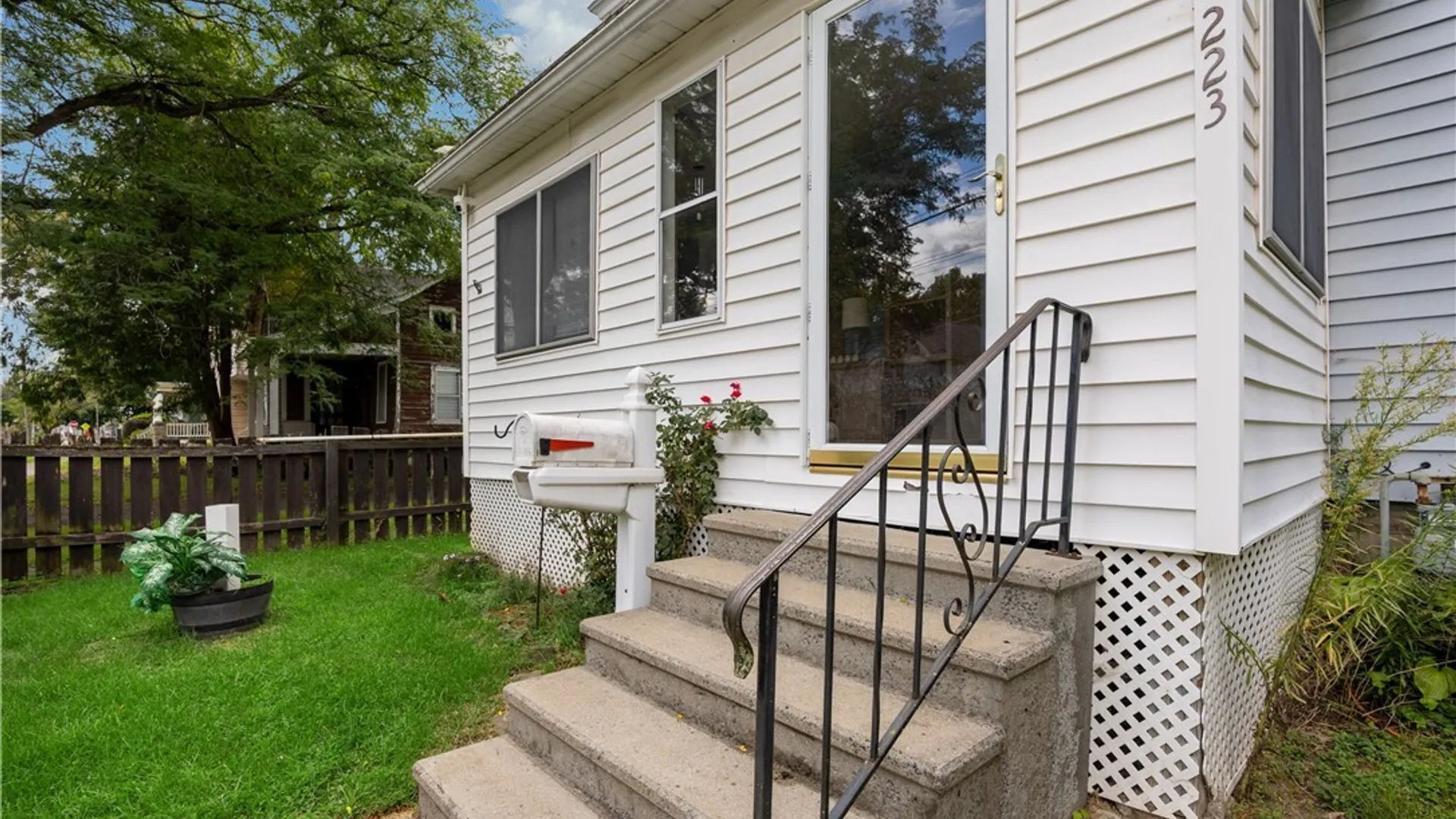 Property at 223 E Elm Street, Oneida, NY 13421 3