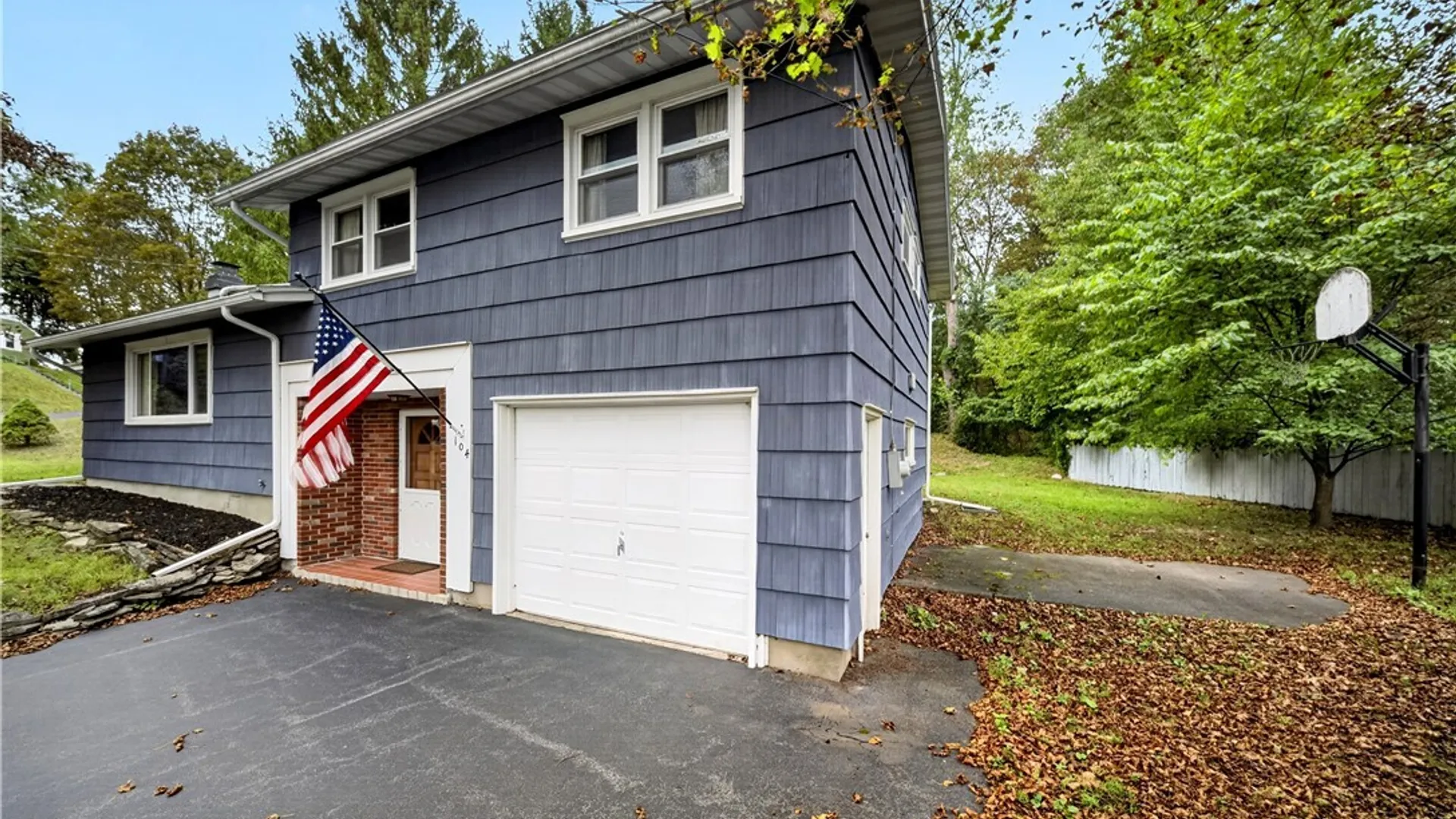 Property at 104 Wolcott Terrace, Syracuse, NY 13207 3