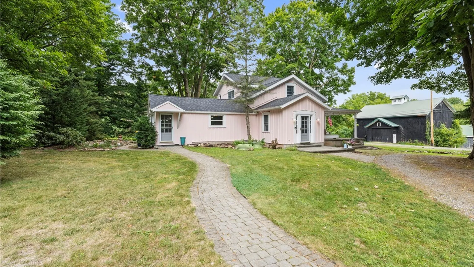 Property at 7805 Hicks Road, Lysander, NY 13027 4