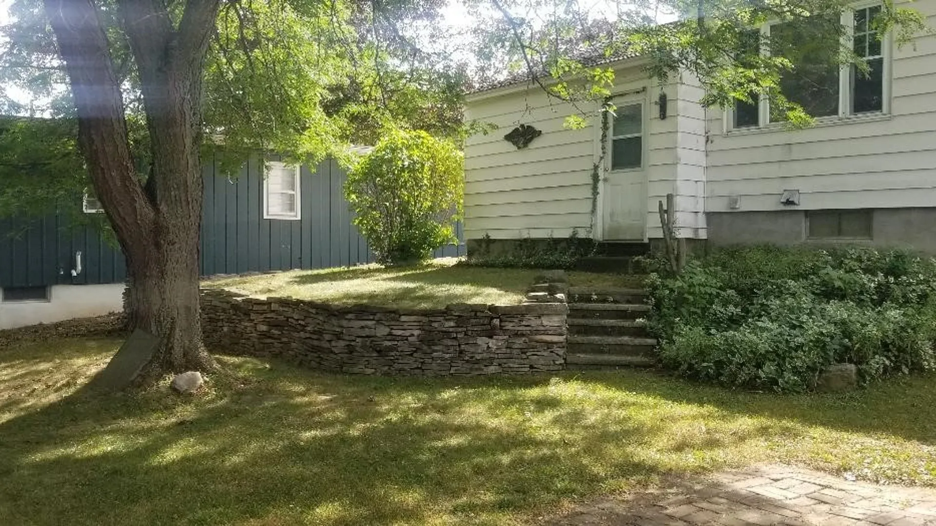 Property at 715 Montrose Ave, Syracuse, NY 13209 22