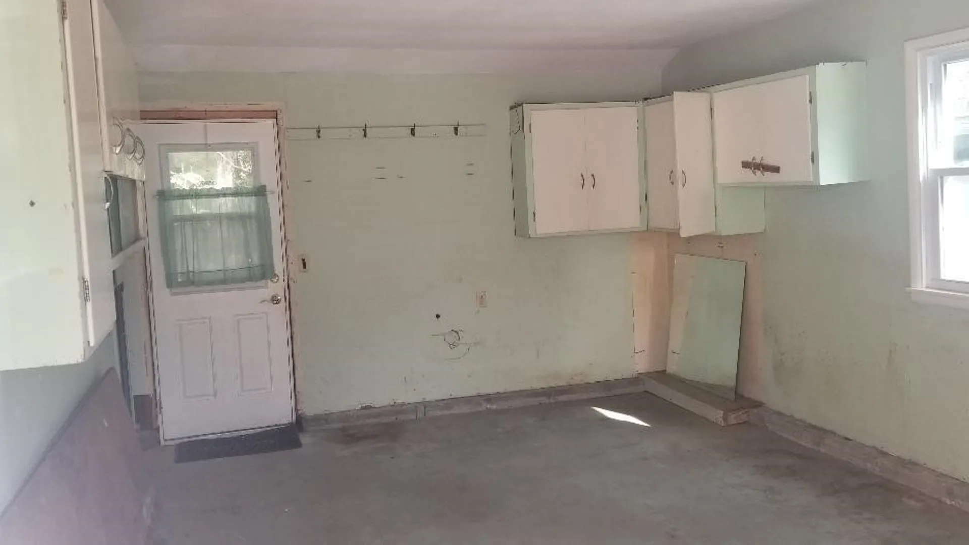 Property at 715 Montrose Ave, Syracuse, NY 13209 19