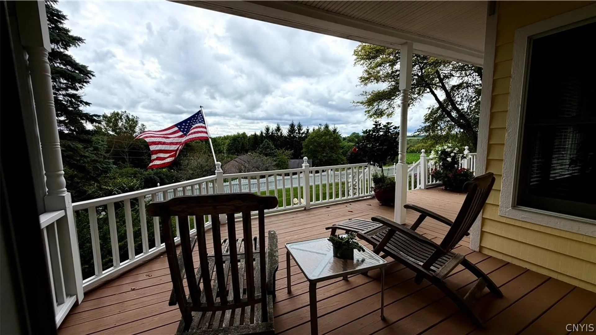 Property at 1021 Autumntree Ct, Skaneateles, NY 13152 10