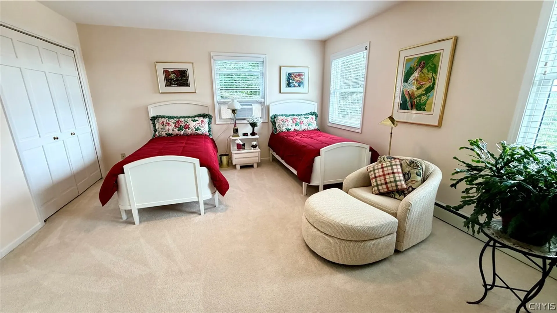 Property at 1021 Autumntree Ct, Skaneateles, NY 13152 33