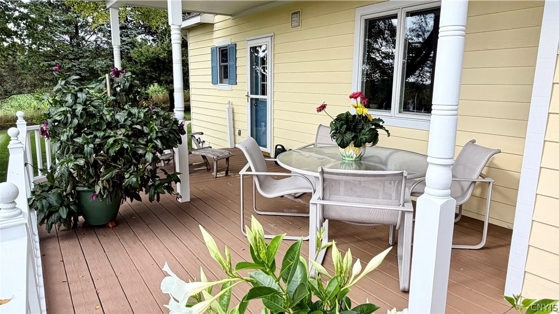 Property at 1021 Autumntree Ct, Skaneateles, NY 13152 8