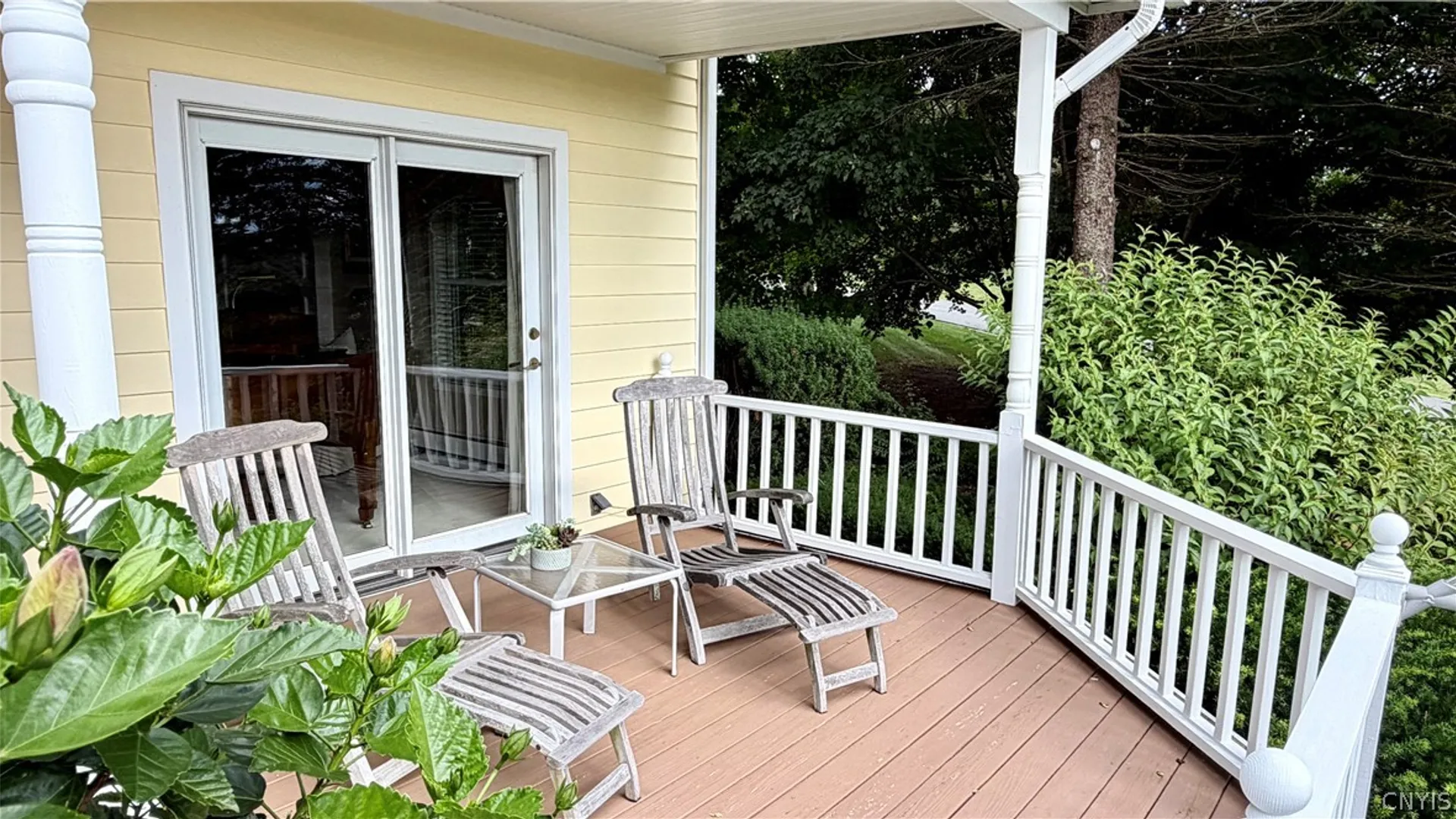 Property at 1021 Autumntree Ct, Skaneateles, NY 13152 9