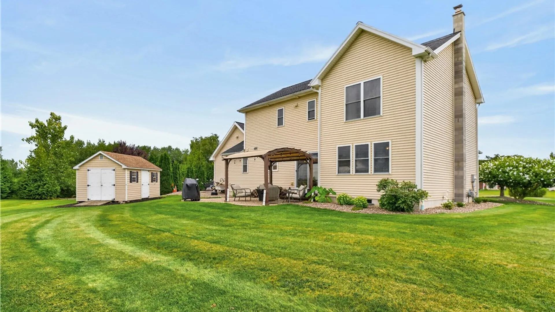 Property at 1361 Cherry Laurel Circle, Webster, NY 14580 47