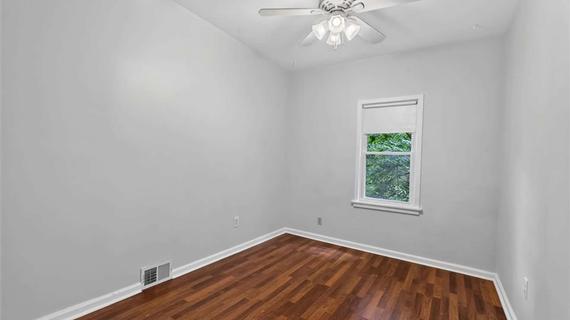 Property at 20 Poplar Street, Rochester, NY 14620 28