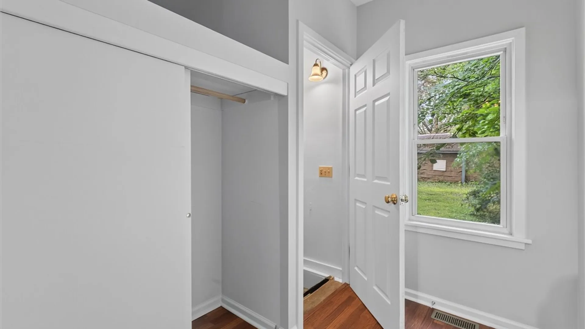 Property at 20 Poplar Street, Rochester, NY 14620 29