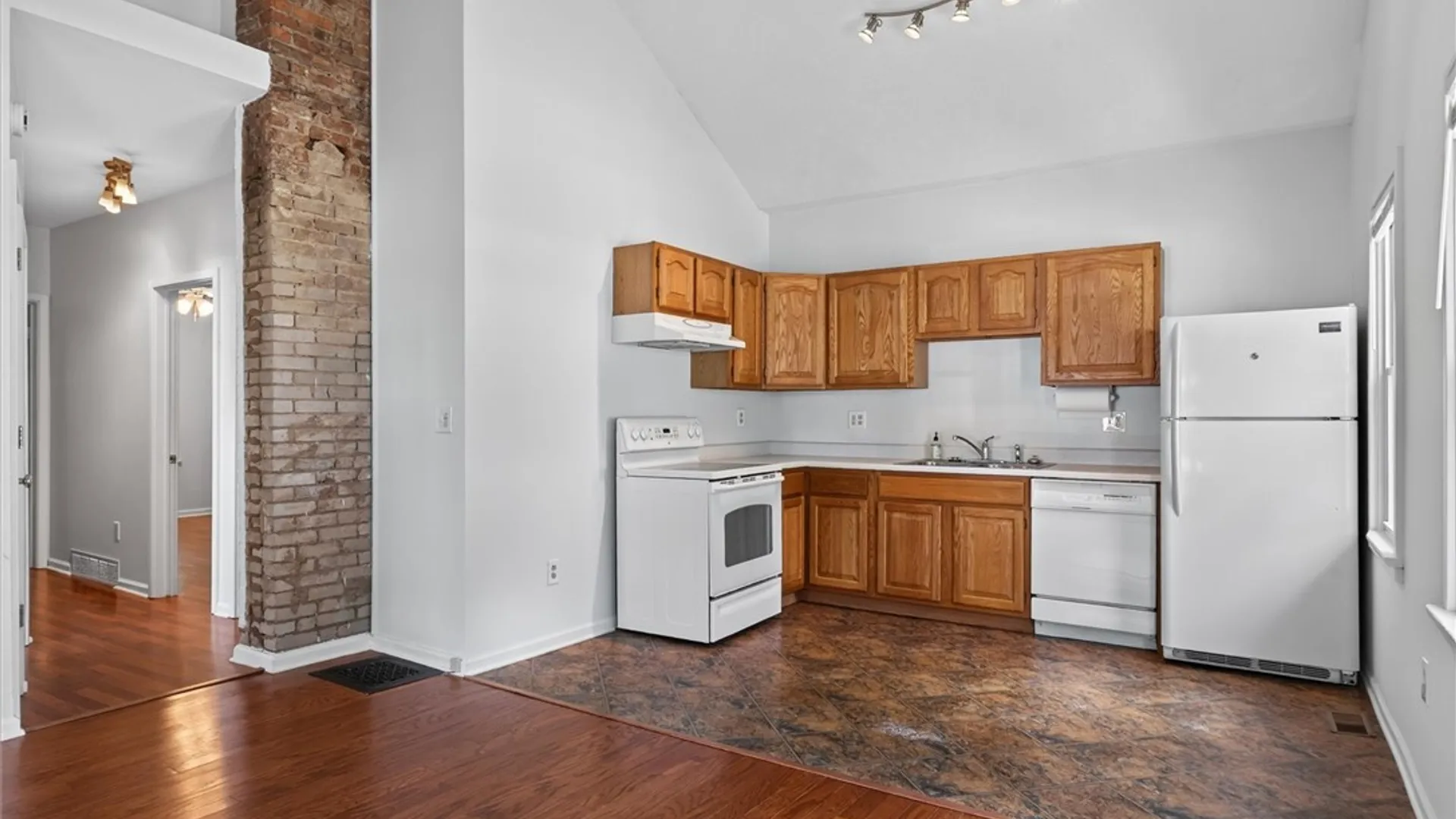 Property at 20 Poplar Street, Rochester, NY 14620 16
