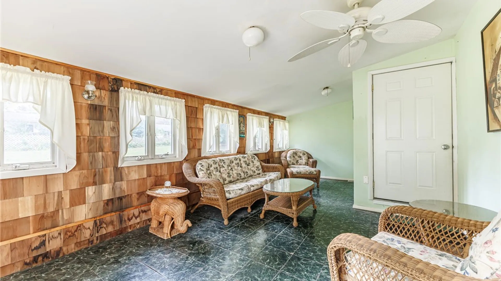 Property at 831 Bay Road, Webster, NY 14580 16