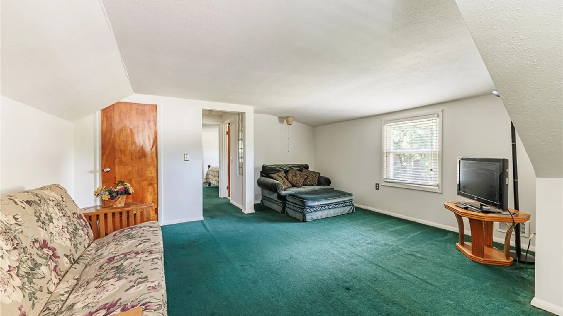 Property at 831 Bay Road, Webster, NY 14580 25