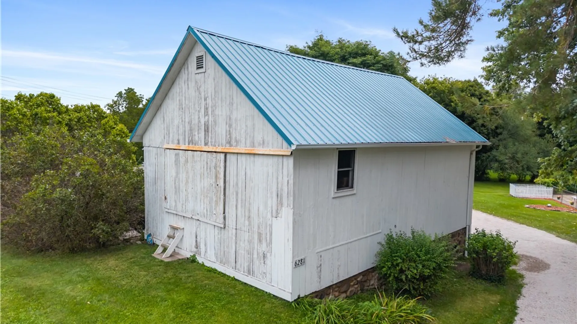 Property at 6281 Brownsville Road, Farmington, NY 14425 11