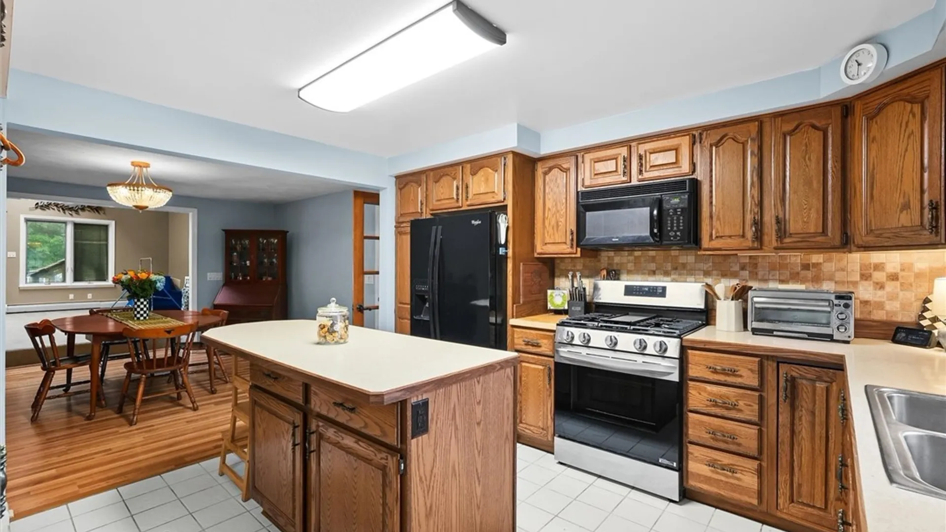 Property at 613 Wright Avenue, Salina, NY 13211 7