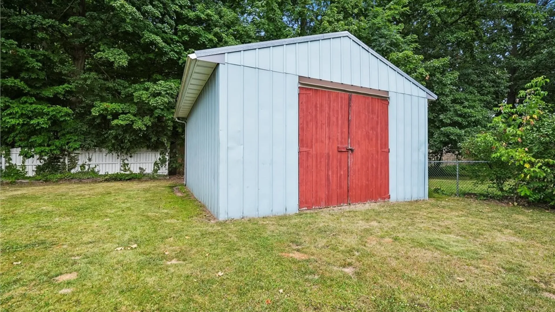 Property at 613 Wright Avenue, Salina, NY 13211 40