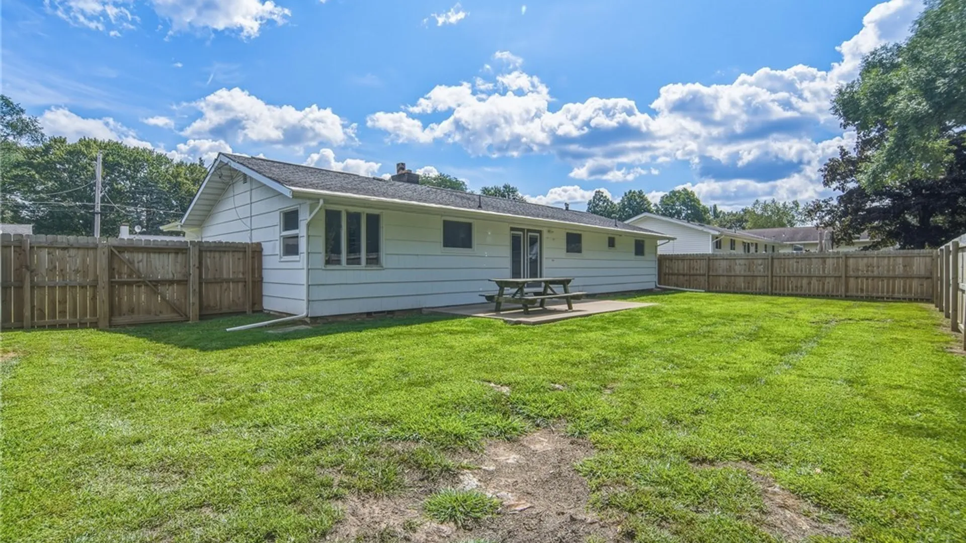 Property at 7411 Rosewood Circle, Cicero, NY 13212 28
