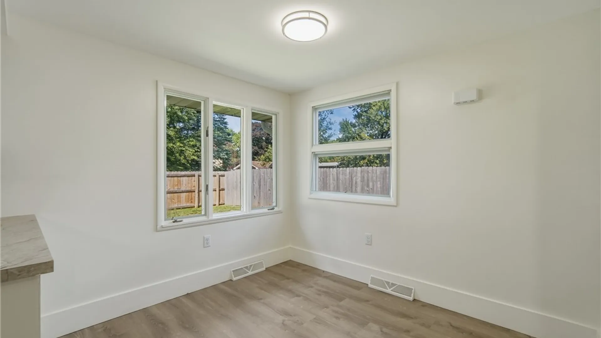Property at 7411 Rosewood Circle, Cicero, NY 13212 11